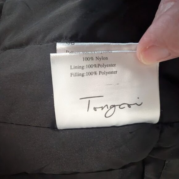 Tongcoi Women's Winter Water Resistant Warm Puffer Coat with Hood - Picture 12 of 13